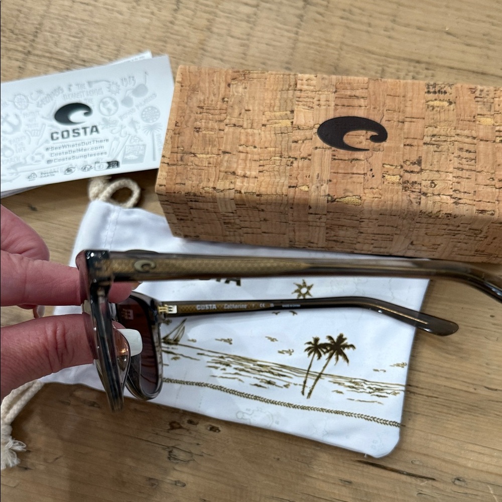 Costa Black Sunglasses with Cork Box - Picture 2 of 6